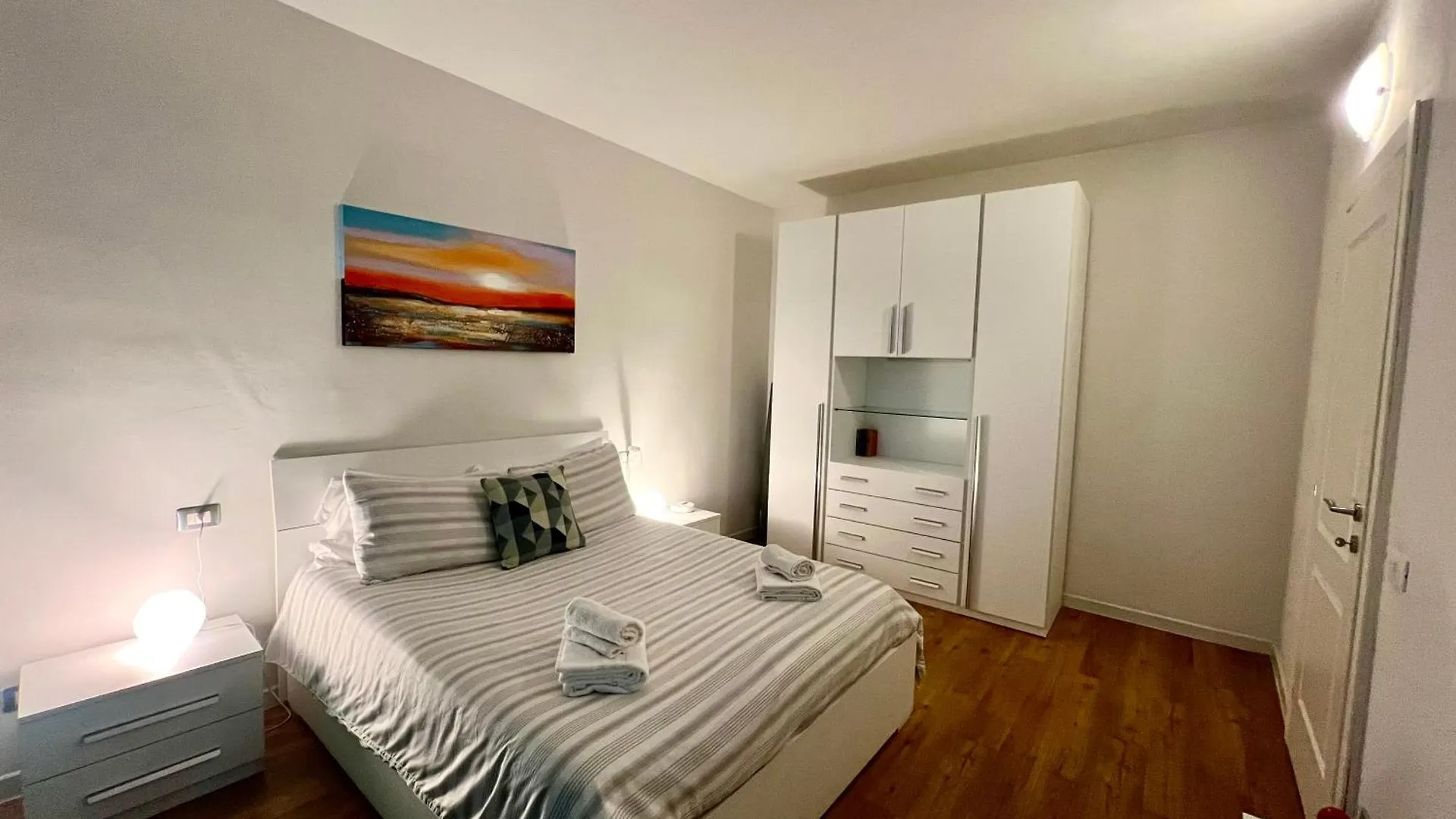 Cute Flat - Best Price - Wi Fi - Ac - Tv Firenze 0*,  Italia